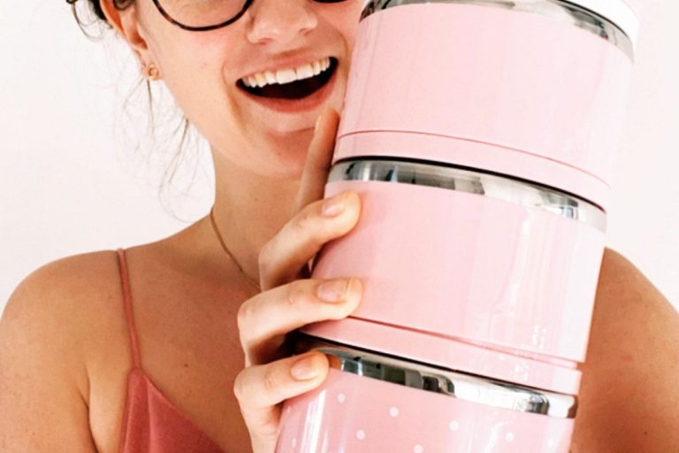 the scrubs that fit essential items for your first day on the job